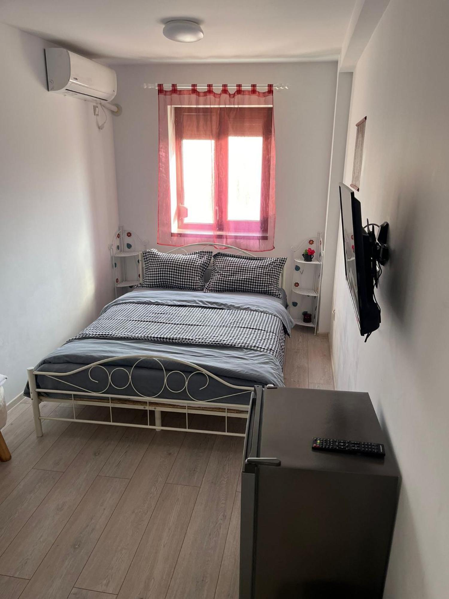 Solaria Budget Studio Galati  Luaran gambar